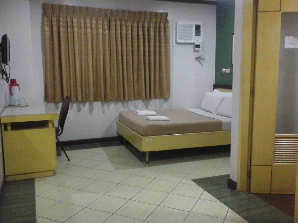 Riverside Inn Babuy Экстерьер фото