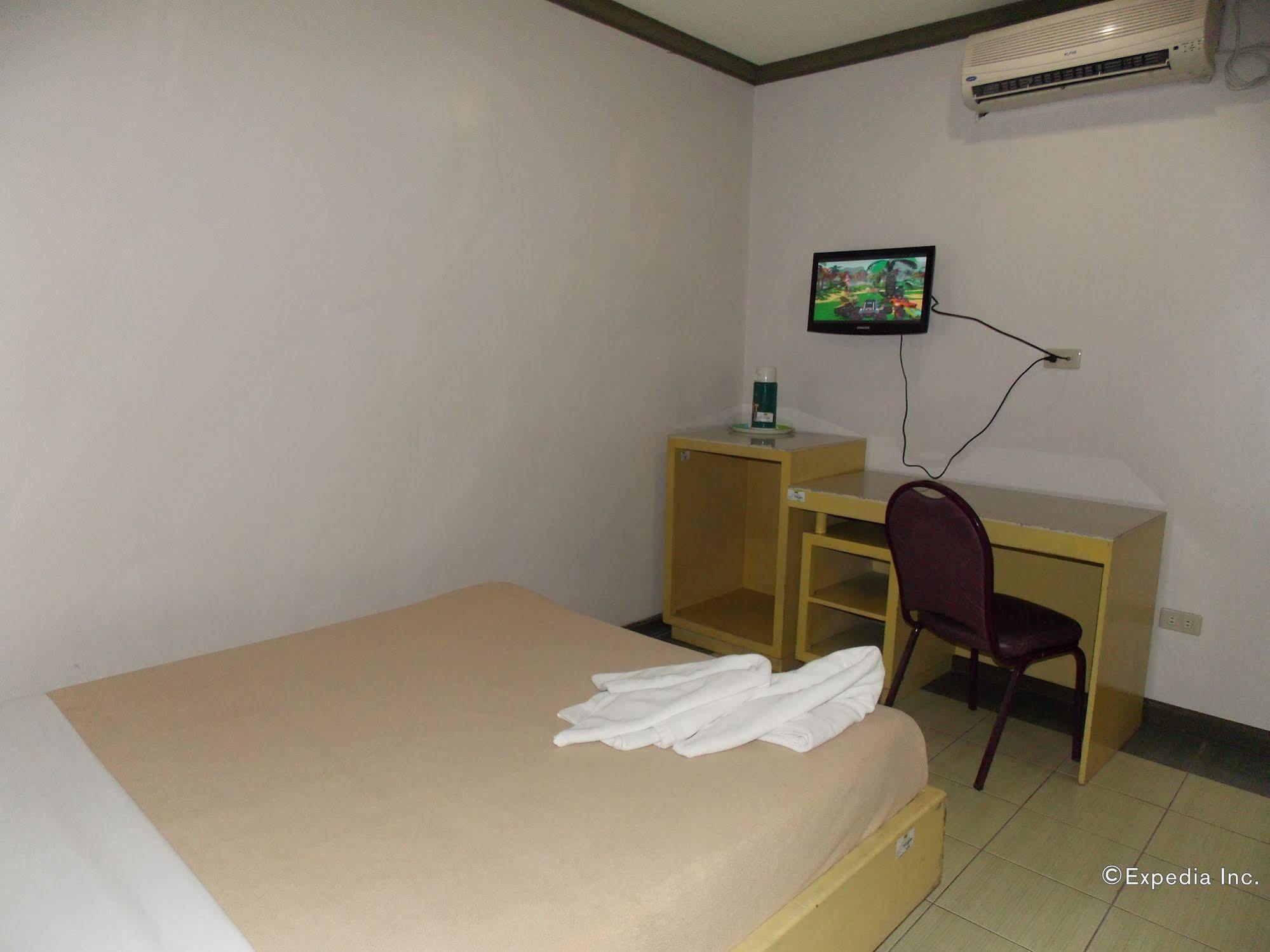 Riverside Inn Babuy Экстерьер фото