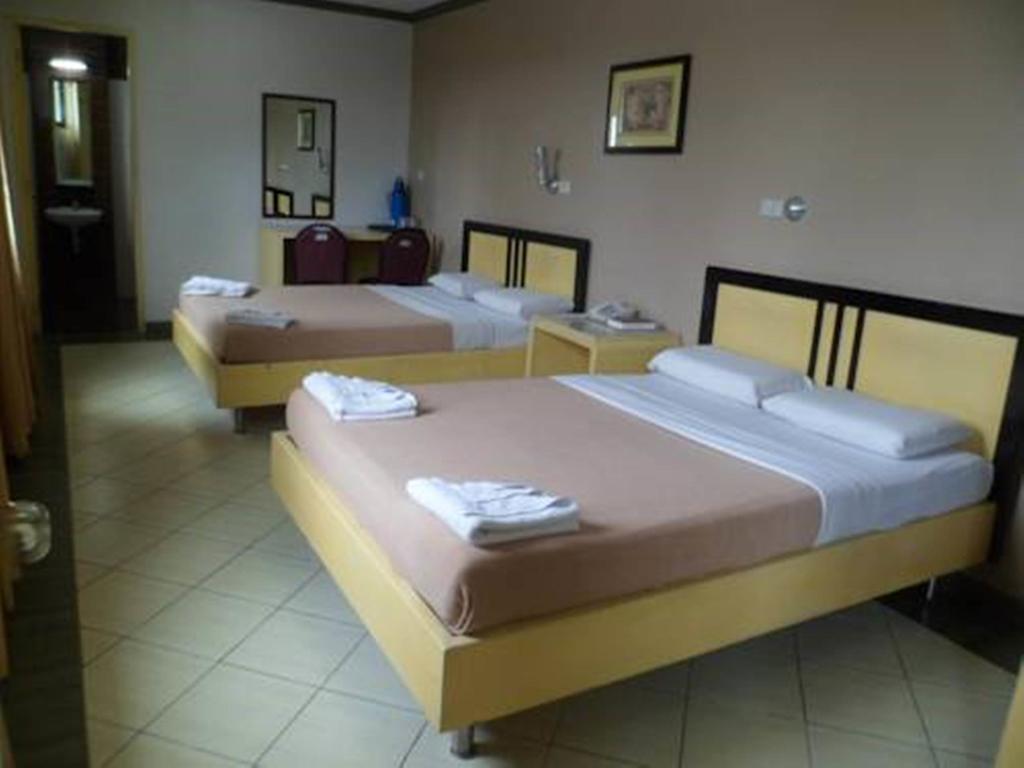 Riverside Inn Babuy Экстерьер фото