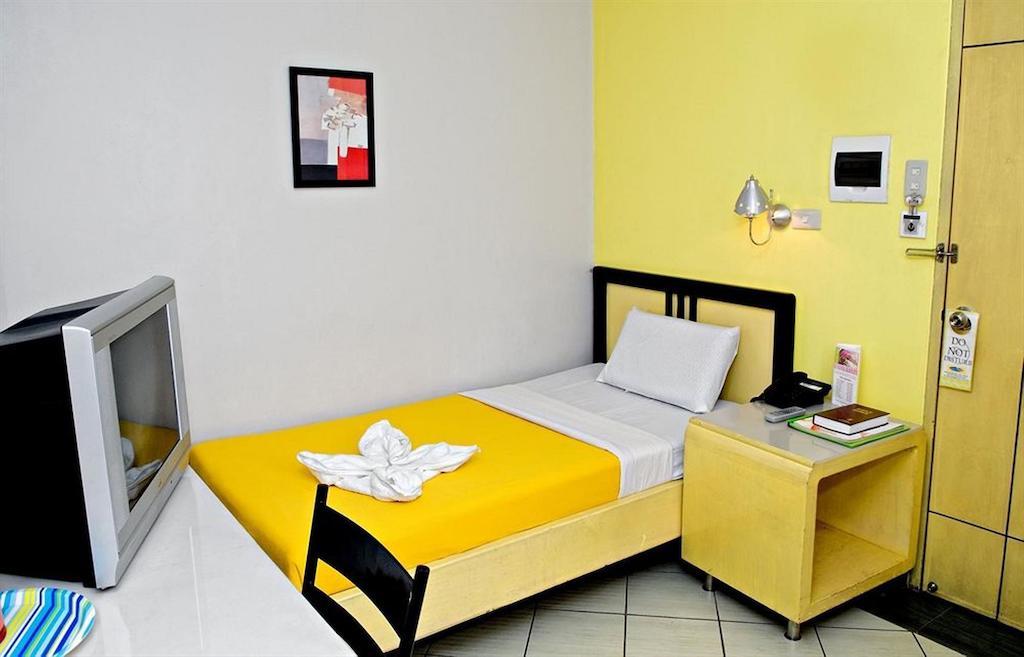 Riverside Inn Babuy Экстерьер фото